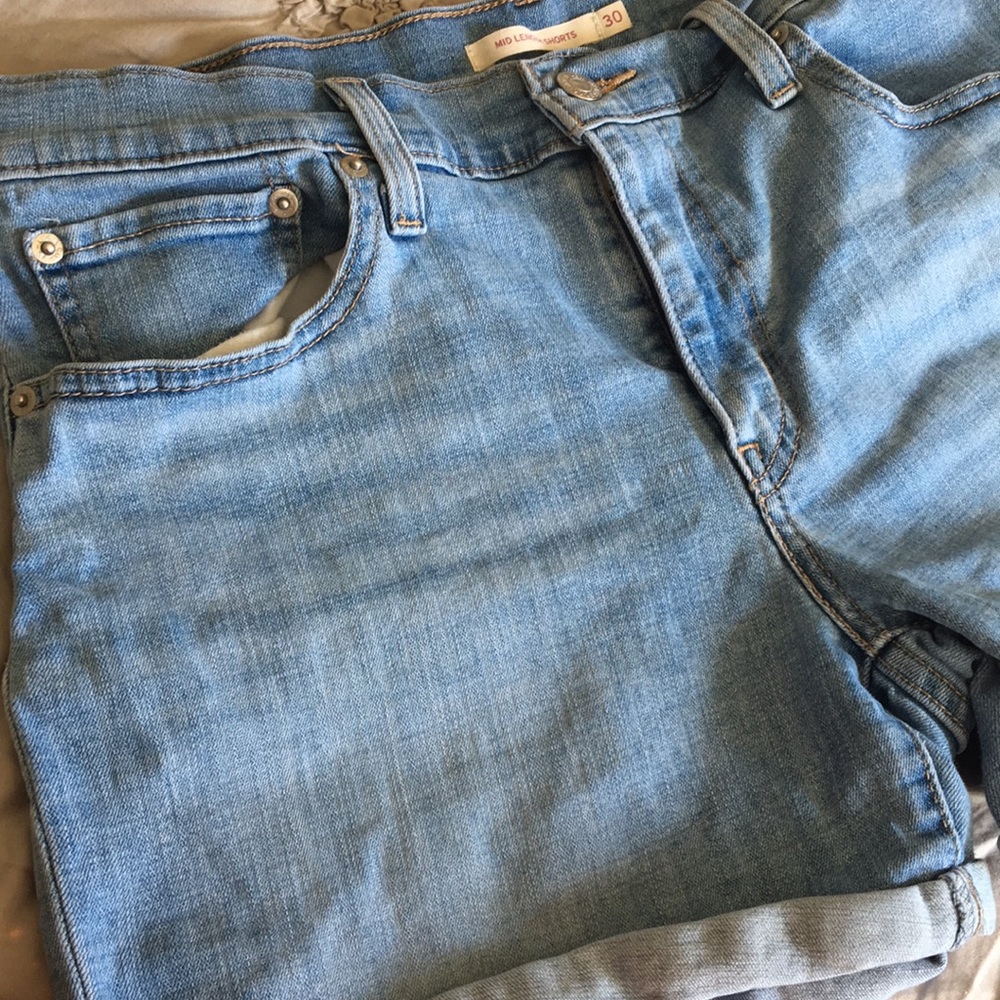 Levi’s Mid Length Shorts